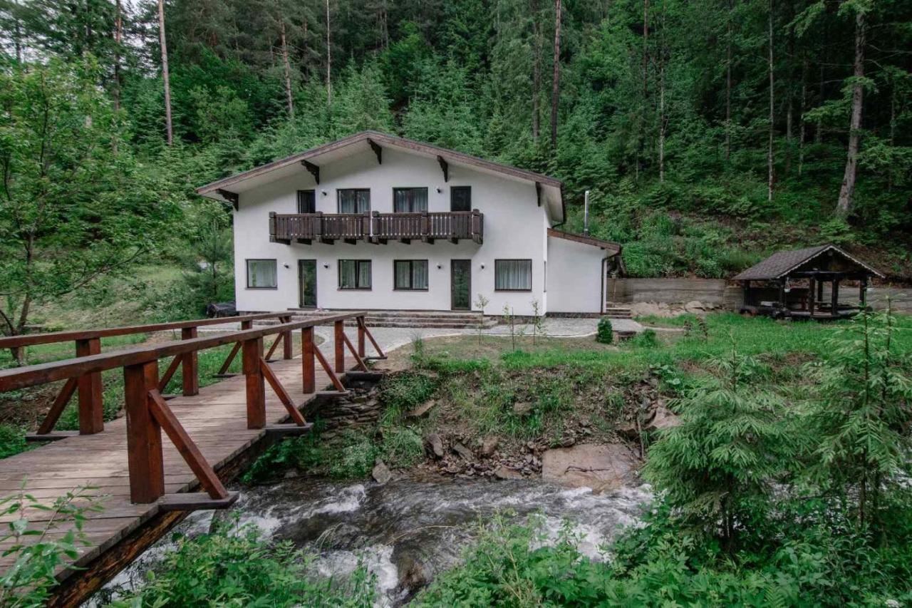 Cottage house Mizhhirya  Exterior foto